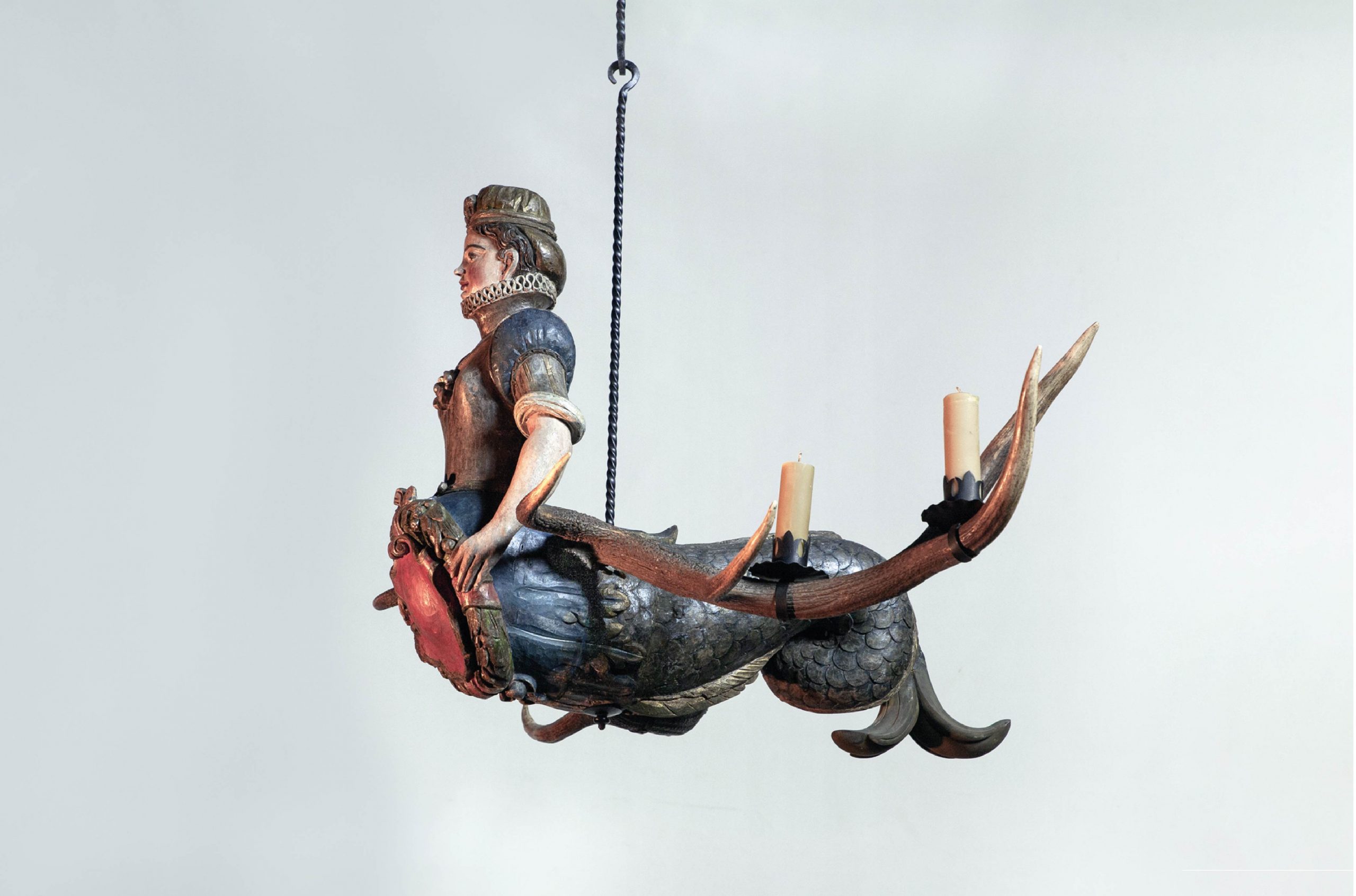 Ragu lustra ar vāravas tēlu